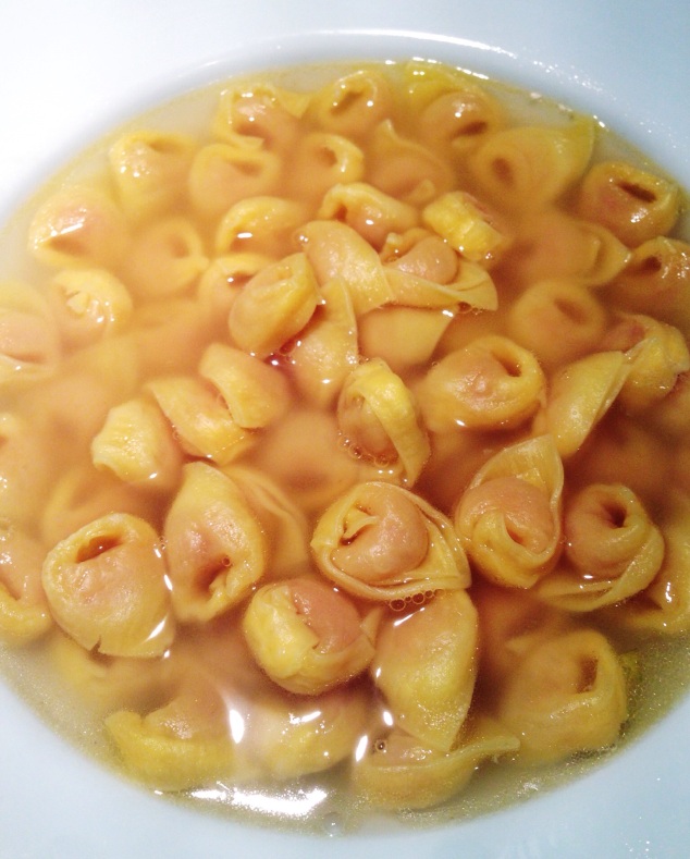 Tortellini in brodo, the best way to use it